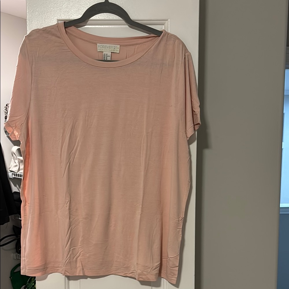 Forever 21 Light Pink Short Sleeve Tee